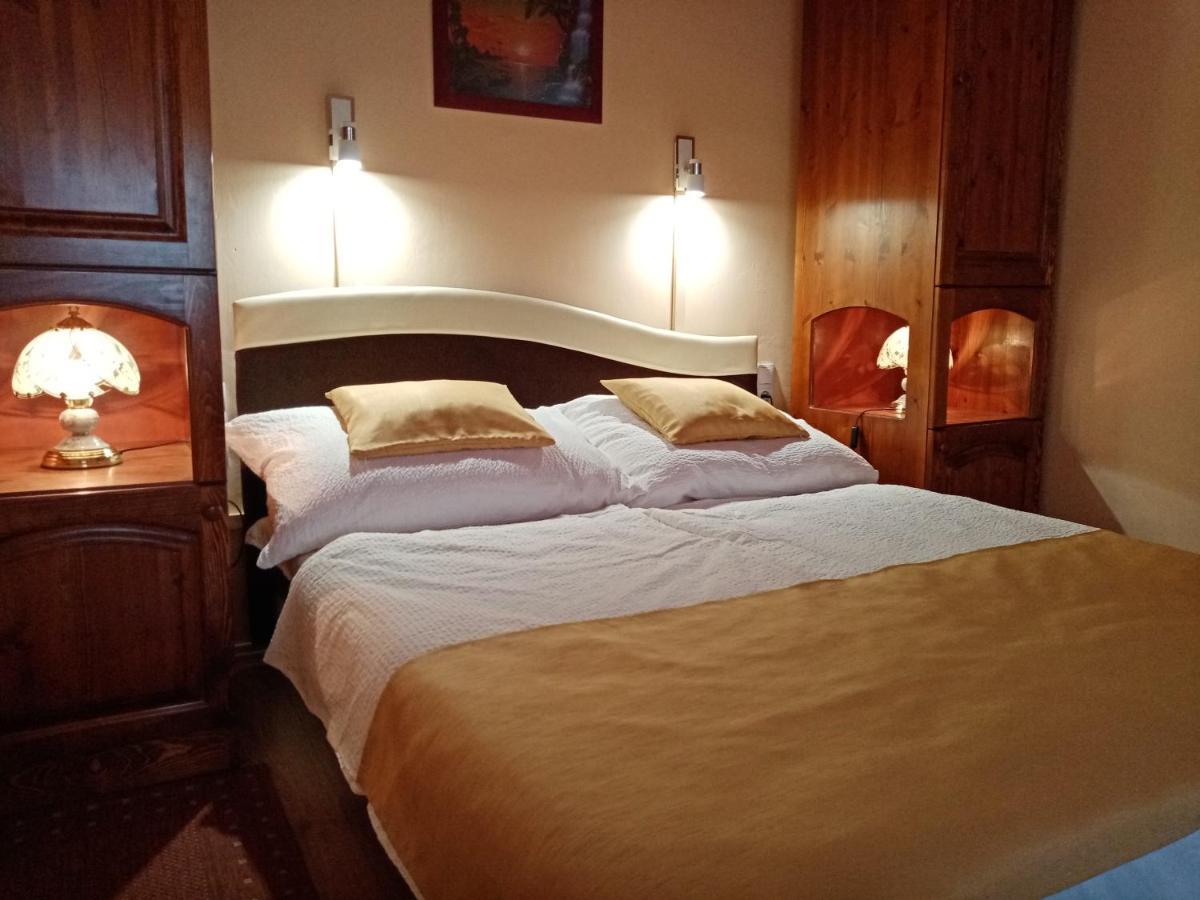 Jázmin-Szieszta Apartmanház Balatonfüred Kültér fotó